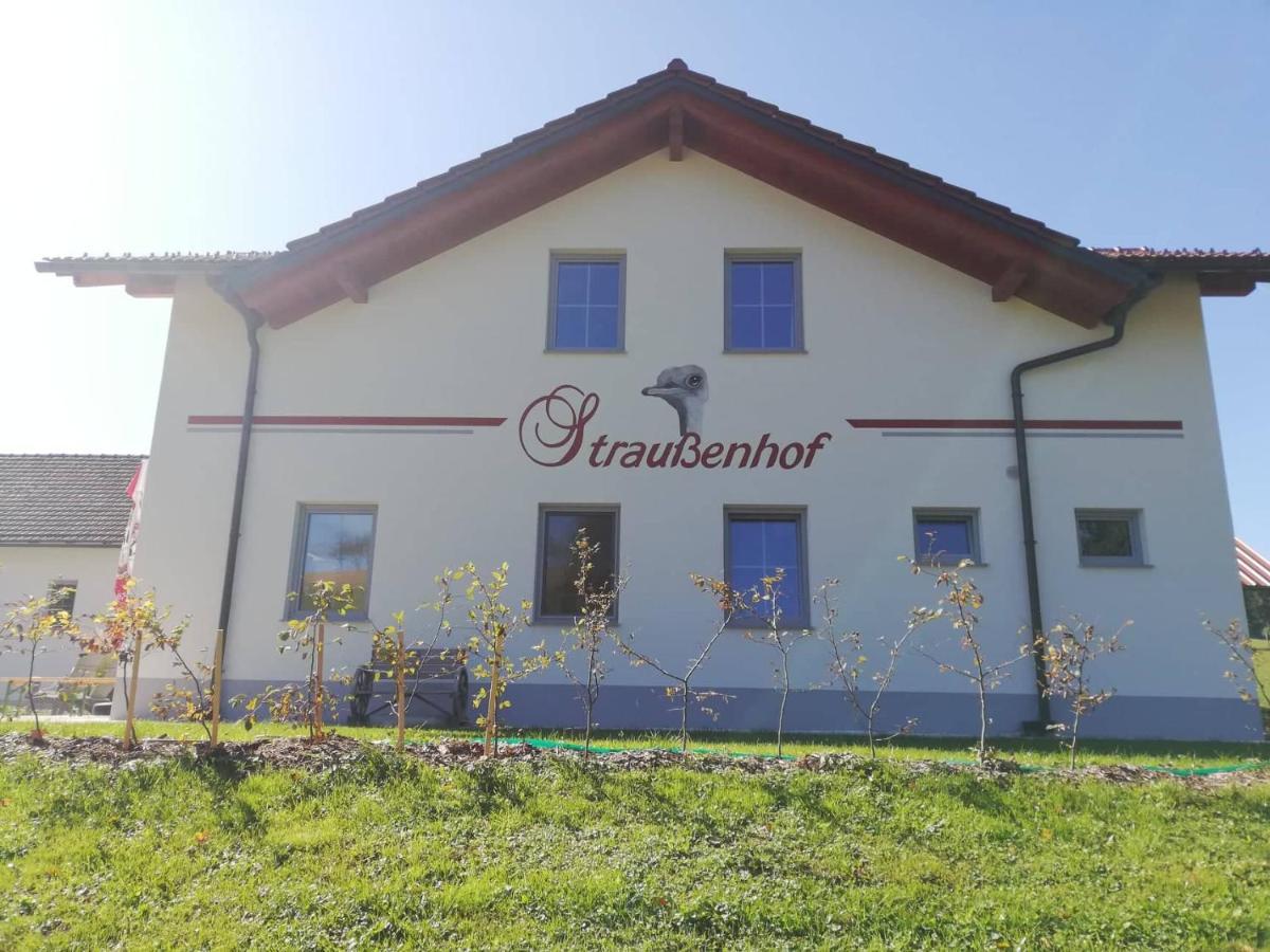 Straussenhof Halmer Oberndorf an der Melk Esterno foto